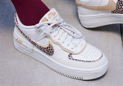 2022 nike air force 1.